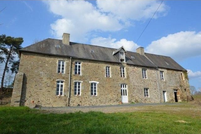 Maison / Villa For Sale