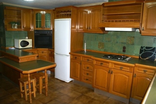 3 bedroom, 2 bathroom Apartment 290m2 - 2