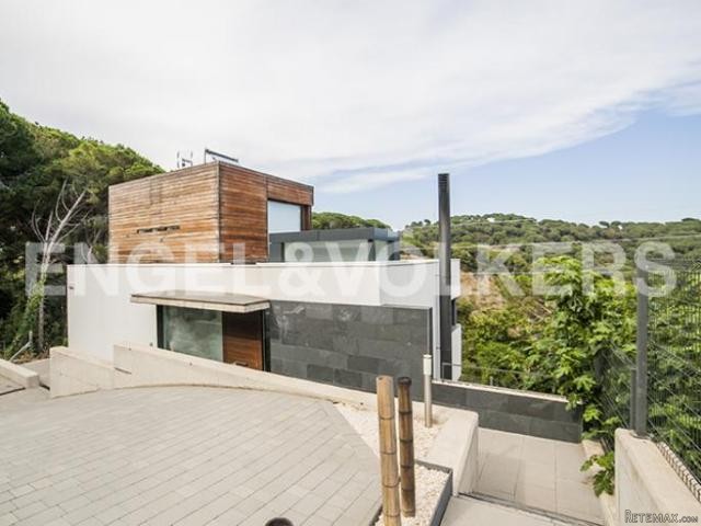Contemporary design house, Barcelona..