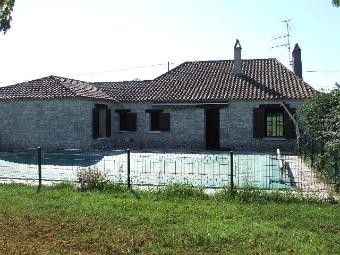 Situated In The Country And Only 5mn..