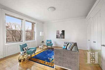 5 bedroom Apartment For Sale: 100 WEST..