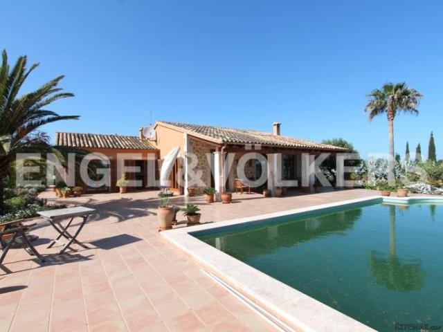 Charming natural stone house close to..