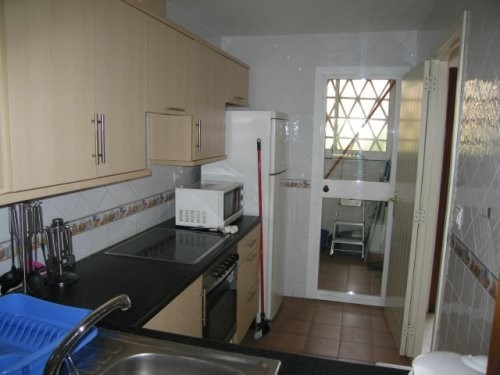 2 Bed Apartment for sale in Calahonda - 2