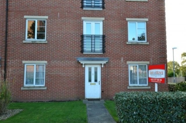 2 Bed Flat/Apartment To Let in.. - 2