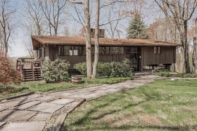 3 bedroom Residence For Sale: Pawling.. - 2