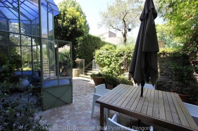 11 bedroom House For Sale: 11000.. - 2