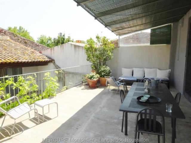 4 bedroom House For Sale: 34340.. - 2