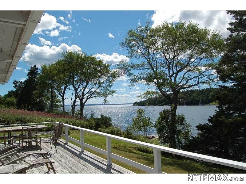 3 bedroom House For Sale: 116.. - 2