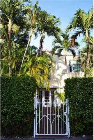 2 bedroom Flat For Sale: 1245 EUCLID AV..