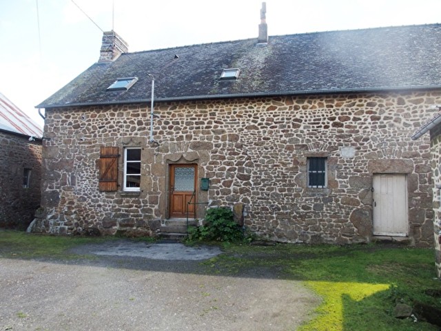 3 Bed House with Outbuilding and Land - 2