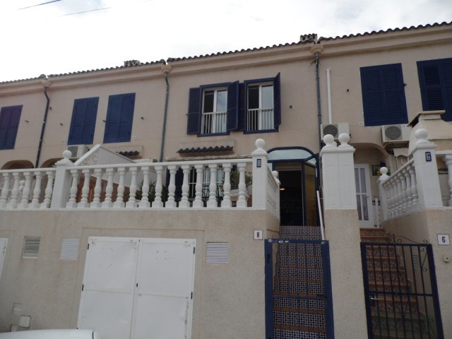 Large Terraced House with Sea Views