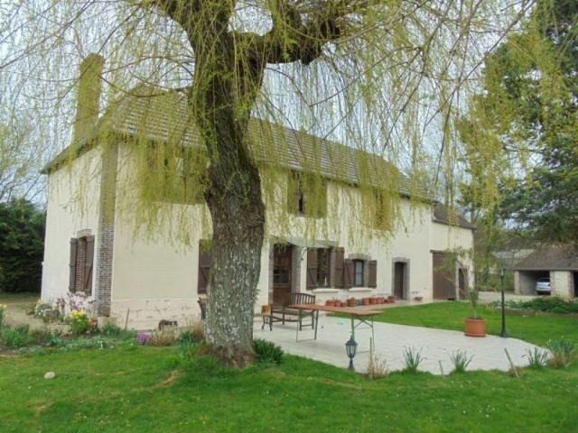 Superb Quality House in Rural Setting