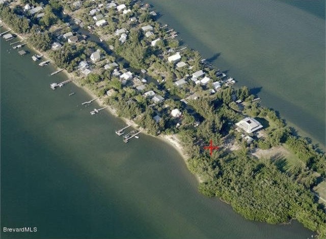 Land For Sale: 16 Grant Island - 2