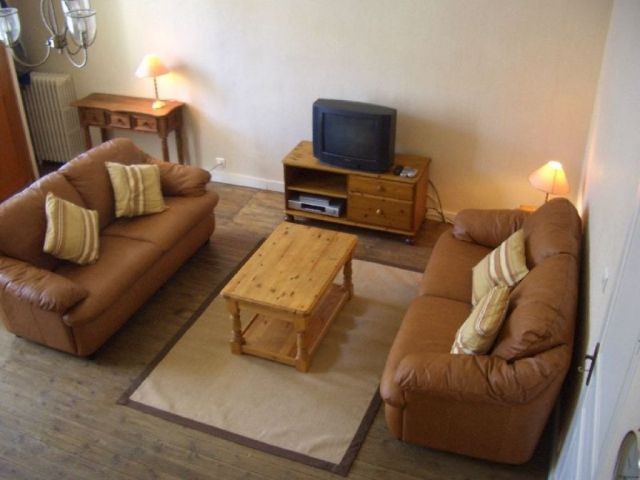 2 Bedroom House Beside the Beach - 2