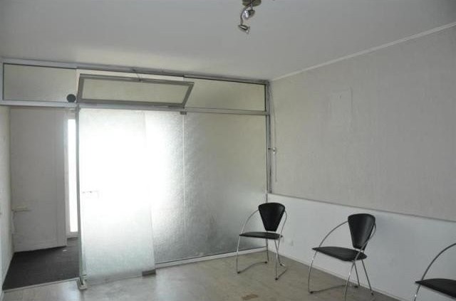 Flat For Sale: 69004 LYON - 2