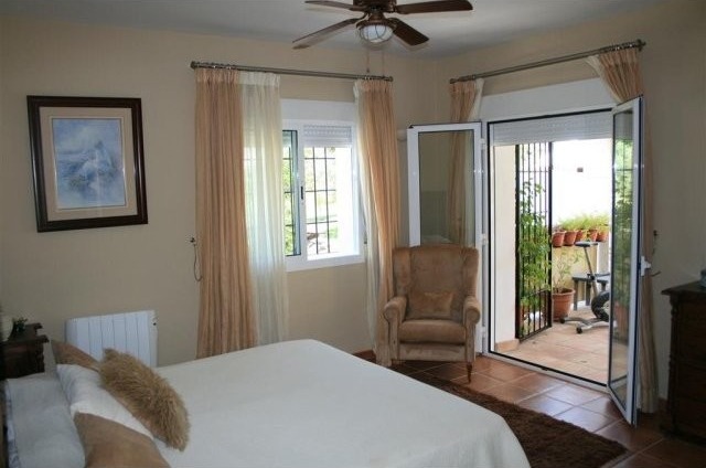 Villa - A beautiful single storey.. - 2