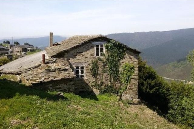 2 Bed Cottage For Sale 2 1 861 Sq. Ft*