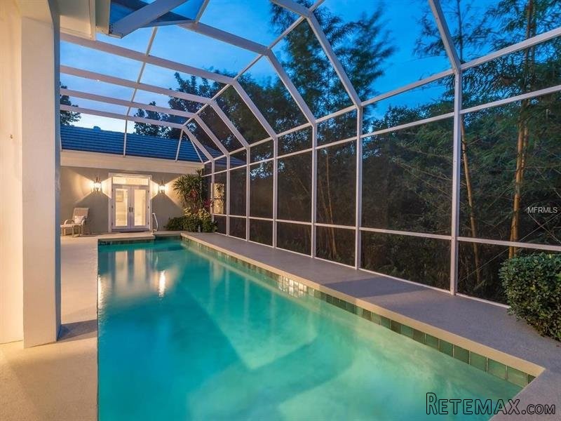 3 bedroom House For Sale: 1413 Cedar.. - 2