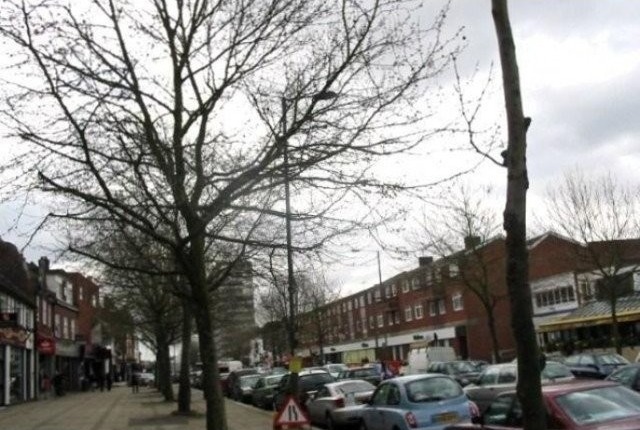 Flat/Apartment To Let in London - 2