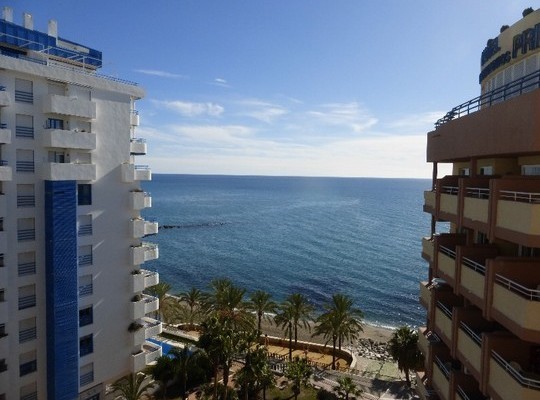 Spacious apartment located very close..