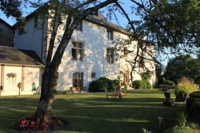 9 bedroom Castle For Sale: 19000 CORREZE