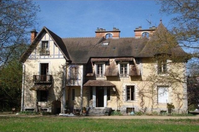 7 bedroom House For Sale: 03290.. - 2
