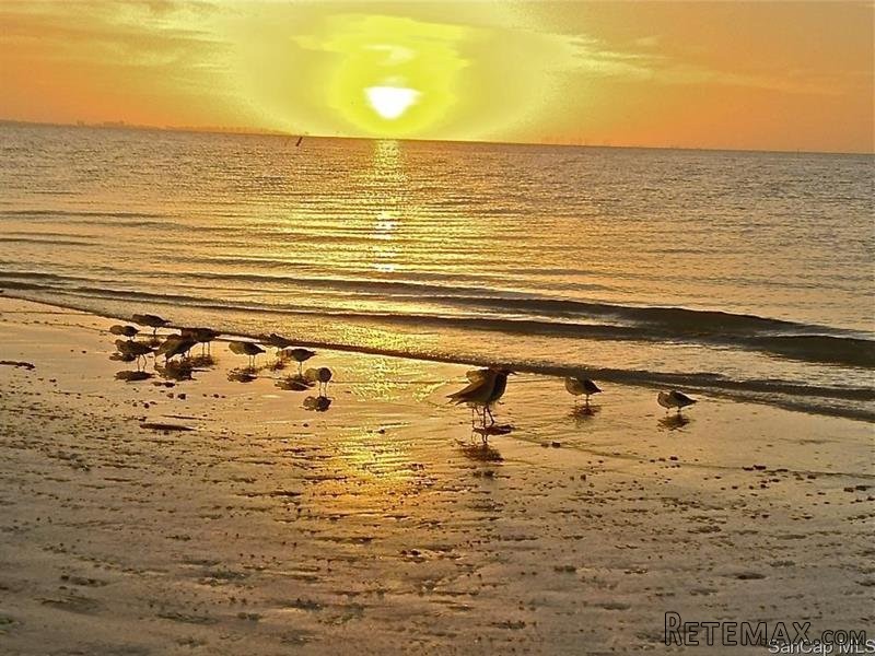 3 bedroom Condominium For Sale:..