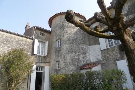 Stone House For Sale Aulnay