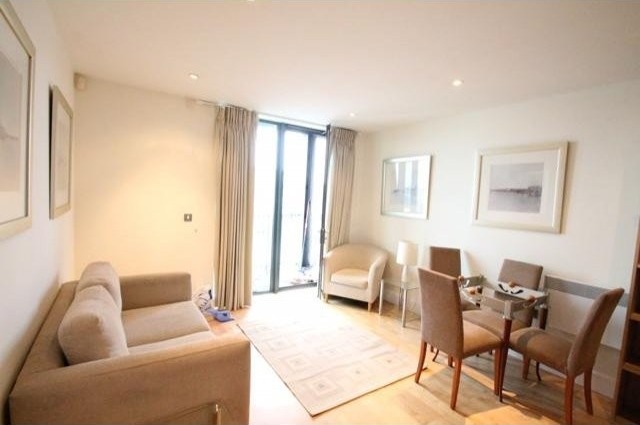 1 bed flat to rent - 2