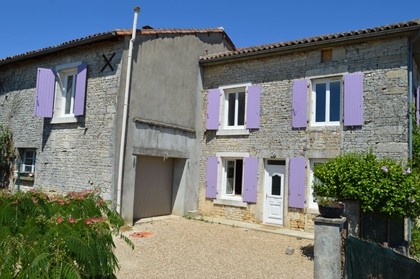 Lovely stone property set just a 5..