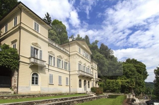 4 bedroom Apartment For Sale: Orta San..
