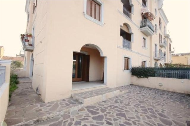 1 Bedroom - Apartment - For Sale