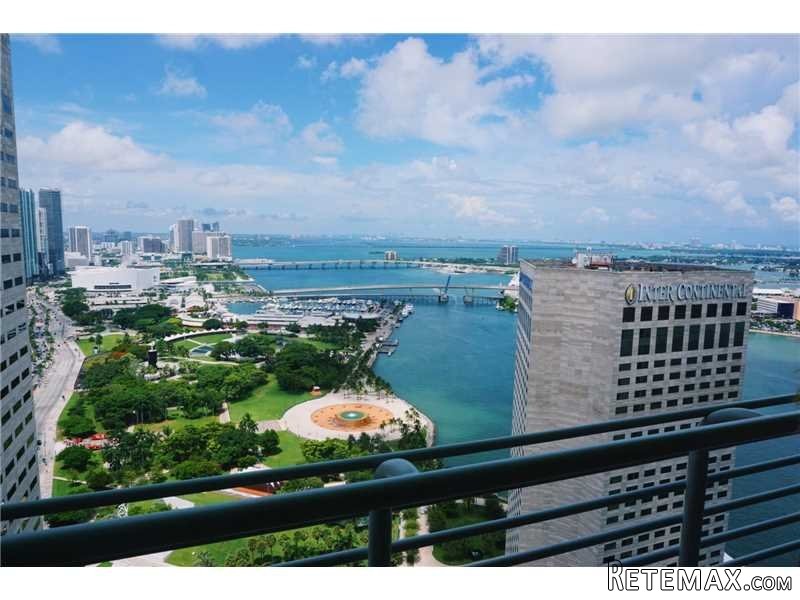 1 bedroom Flat For Sale: 325 S Biscayne.. - 2