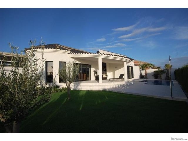 3 bedroom Villa For Sale: Villa Fenix..