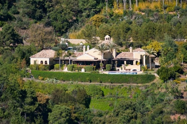 4 Bedrooms - Villa - Malaga - For Sale