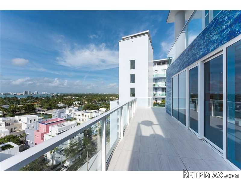 3 bedroom Flat For Sale: 6103 Aqua Ave.. - 2