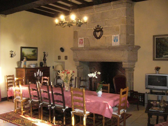 Manor House From The 16th Century Le.. - 2