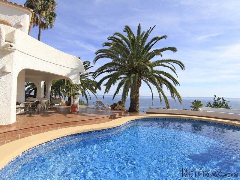 3 Bedrooms - Villa - Alicante - For Sale