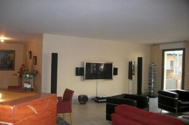 4 bedroom Flat For Sale: 79000 NIORT - 2
