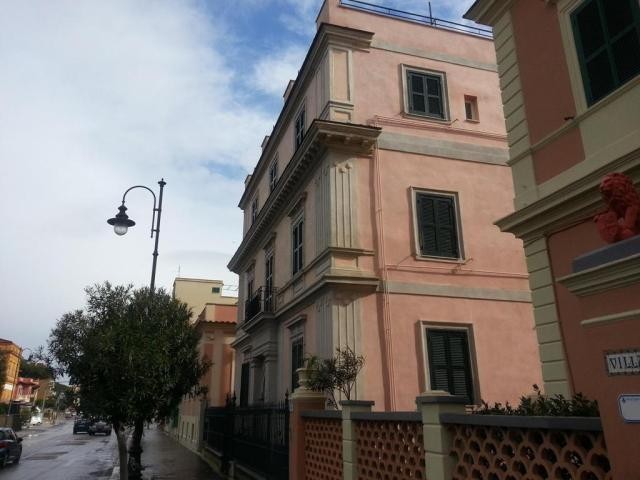4 Bedrooms - Apartment - For Sale - 2
