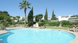 Apartment - BEAUTIFUL 1 BED 1 BATH TOP..