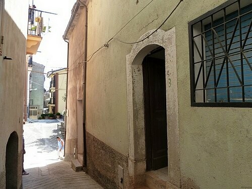 Town house in a stunning town close to.. - 2