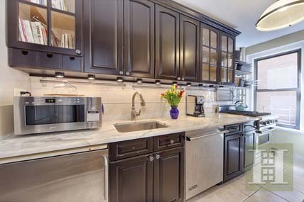 2 bedroom Apartment For Sale: 319 EAST.. - 2