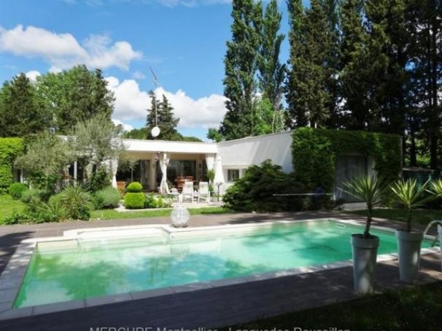3 bedroom Villa For Sale: 30000 NIMES