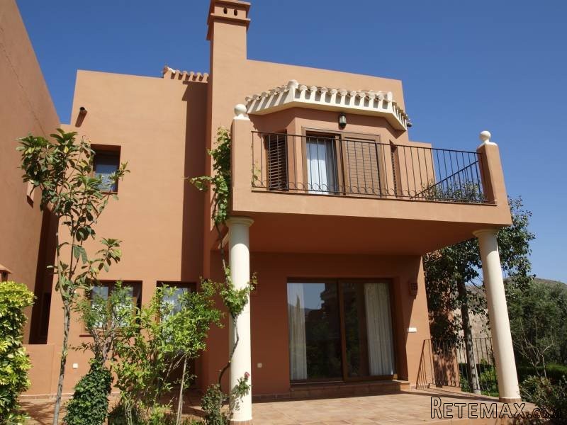 4 Bedrooms - Villa - Murcia - For Sale