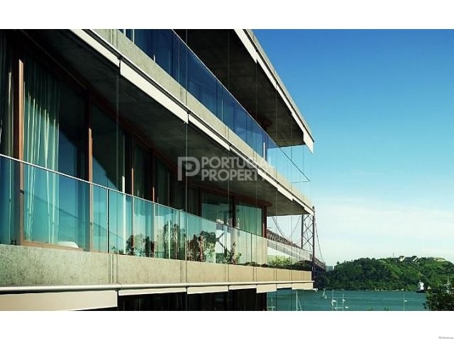 4 Bedroom apartment in Alcantara, Lisbon