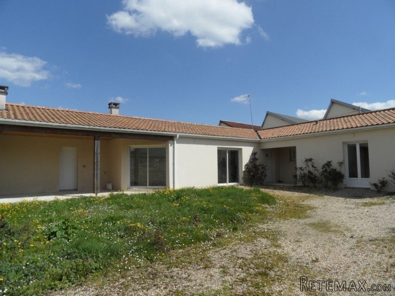 3 Bedrooms - Stone House -..