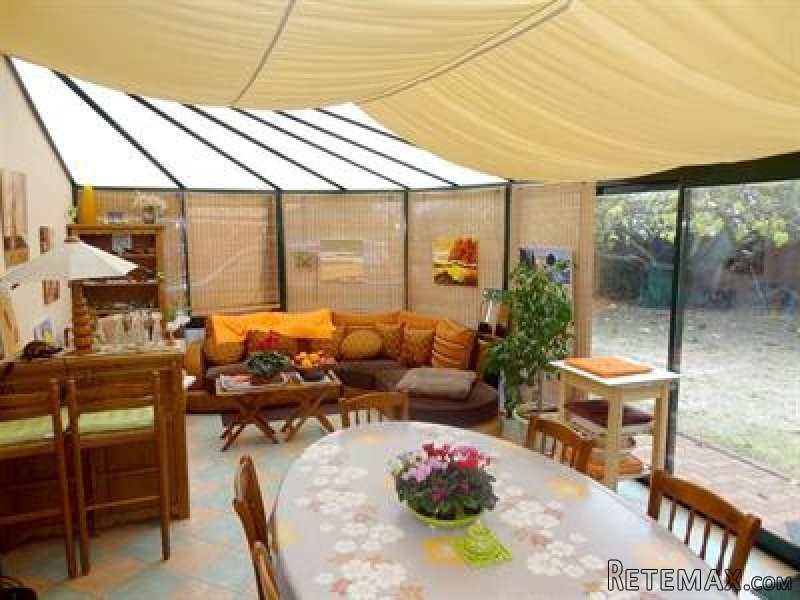 6 Bedrooms - House - Poitou-Charentes. - 2