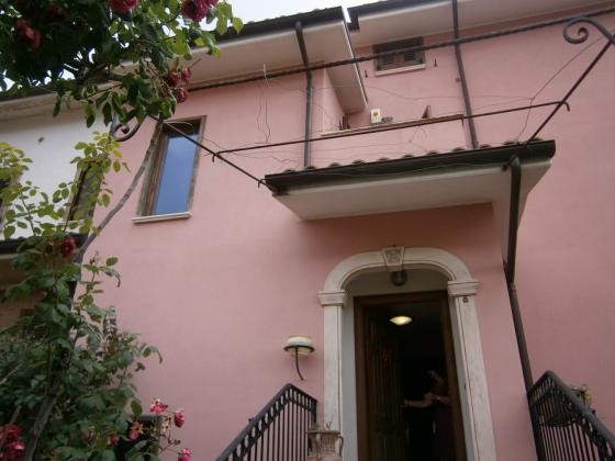 VILLA WITH POOL IN ABRUZZO - 2