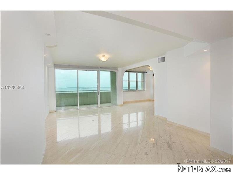 2 bedroom Flat For Sale: 800 Claughton..